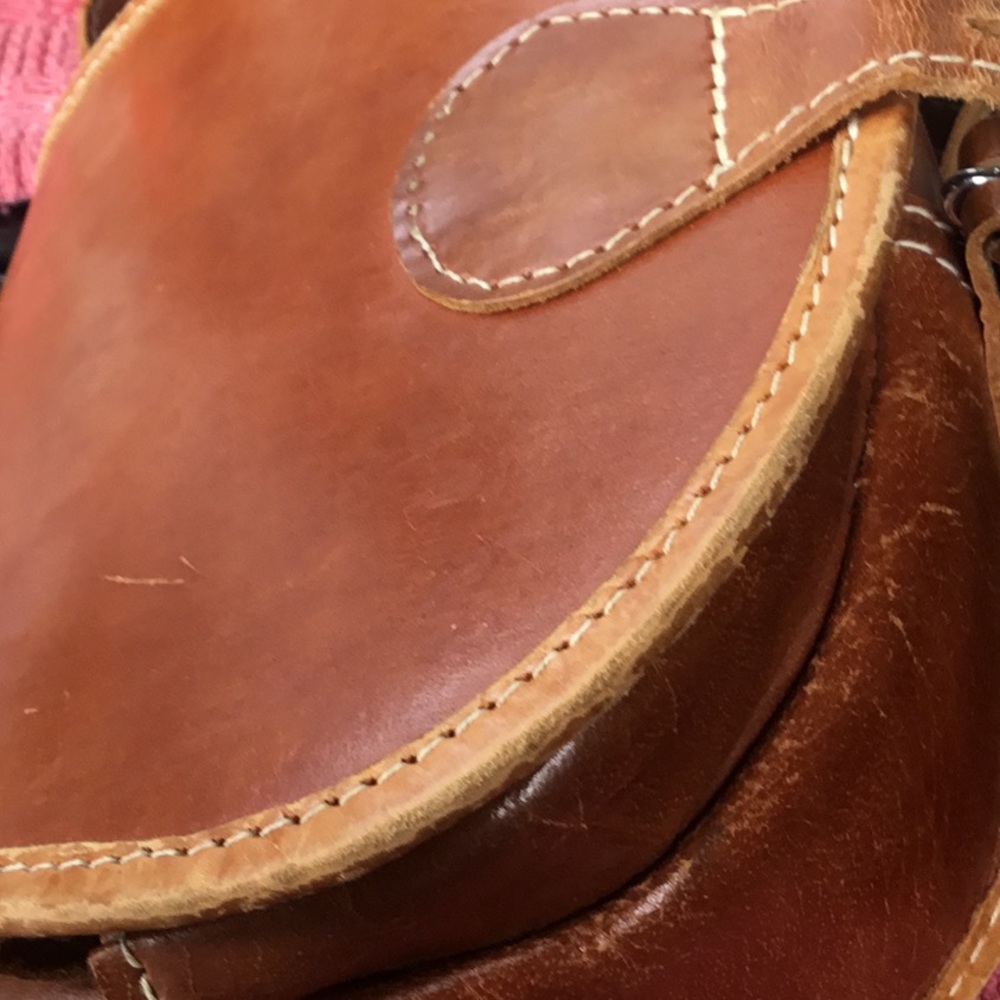 Genuine leather crossbody bag - Picture 11 of 14